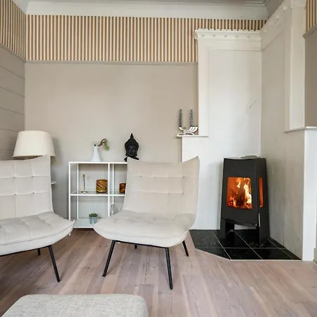 Experience The Luxury Lifestyle 100m From Bryggen! ברגן