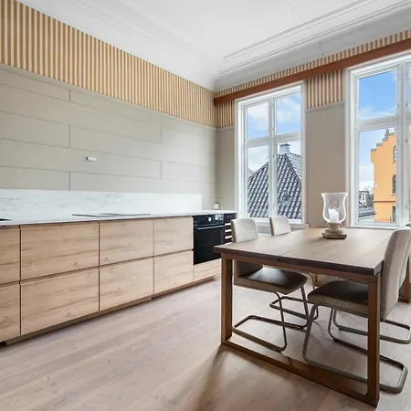דירה Experience The Luxury Lifestyle 100m From Bryggen! *