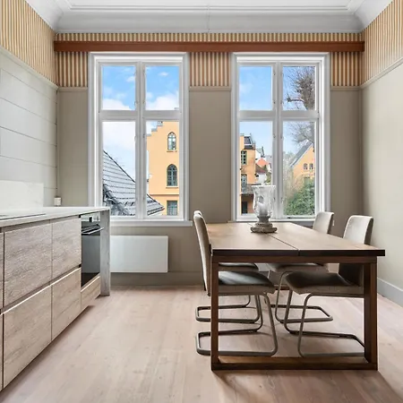 Experience The Luxury Lifestyle 100m From Bryggen! Bergen