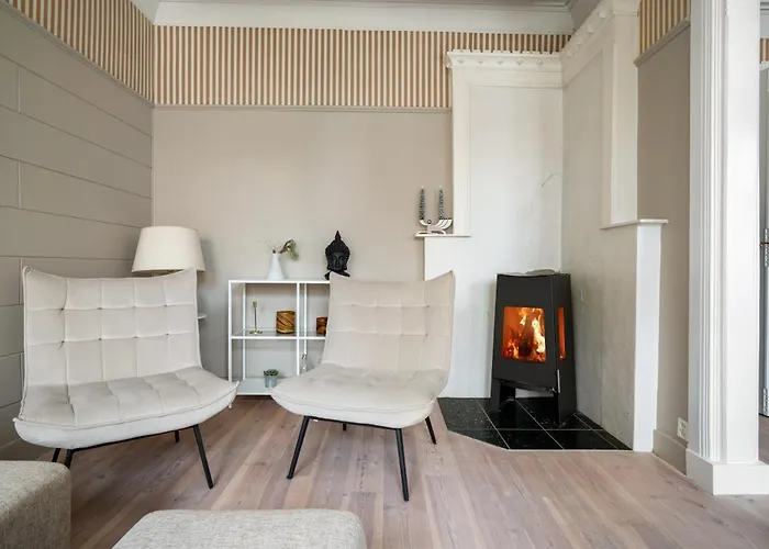 Experience The Luxury Lifestyle 100m From Bryggen! ברגן