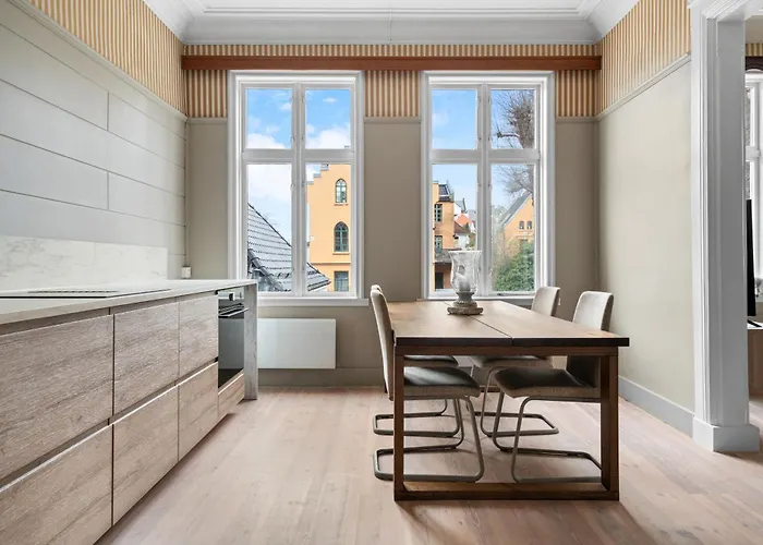 Experience The Luxury Lifestyle 100m From Bryggen! Bergen