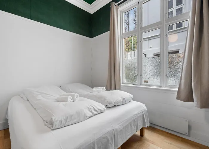 Experience The Luxury Lifestyle 100m From Bryggen!