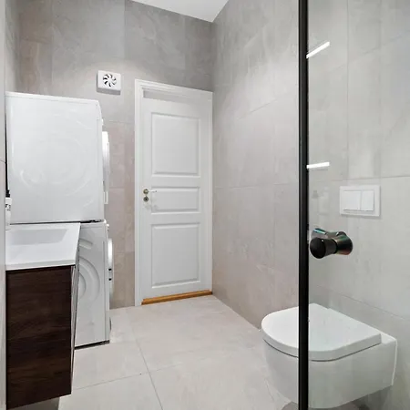 Experience The Luxury Lifestyle 100m From Bryggen! Leilighet *
